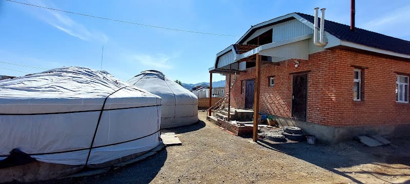 Tulpar Guesthouse & Tours