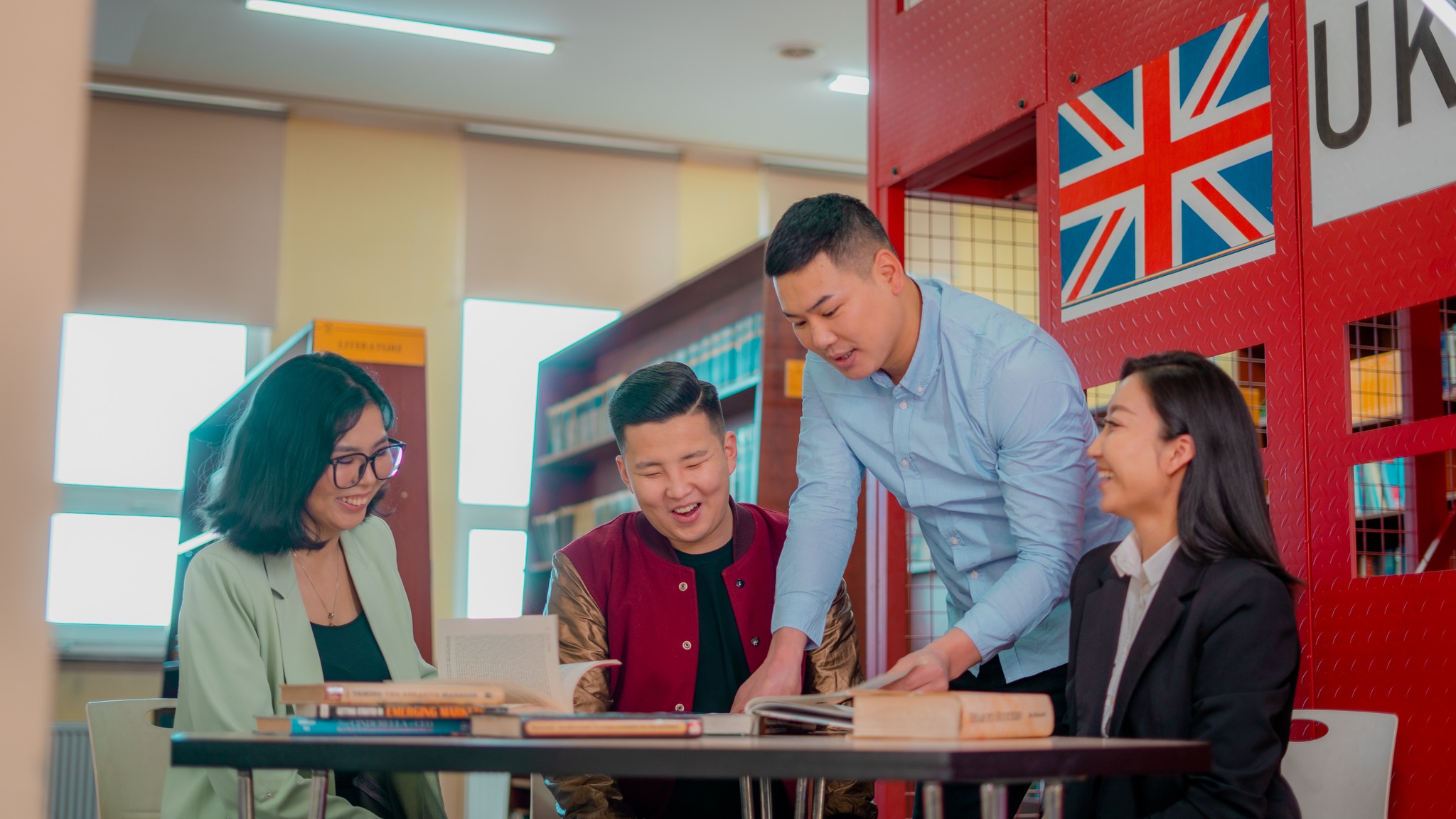 Рояаль Олон Улсын Их Сургууль - Royal International University of Mongolia (RIU)
