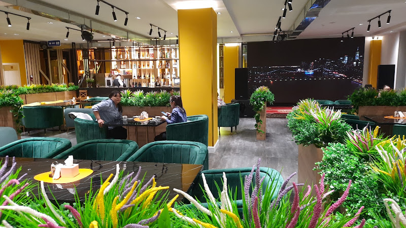 Cosy Mall