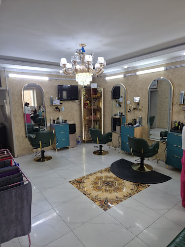 Happy hair salon