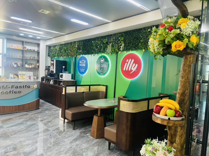 UM Capsule Coffee Shop